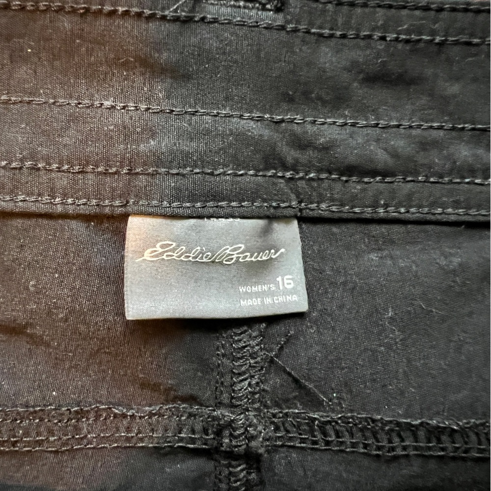 Eddie Bauer summer trail shorts - Picture 3 of 7